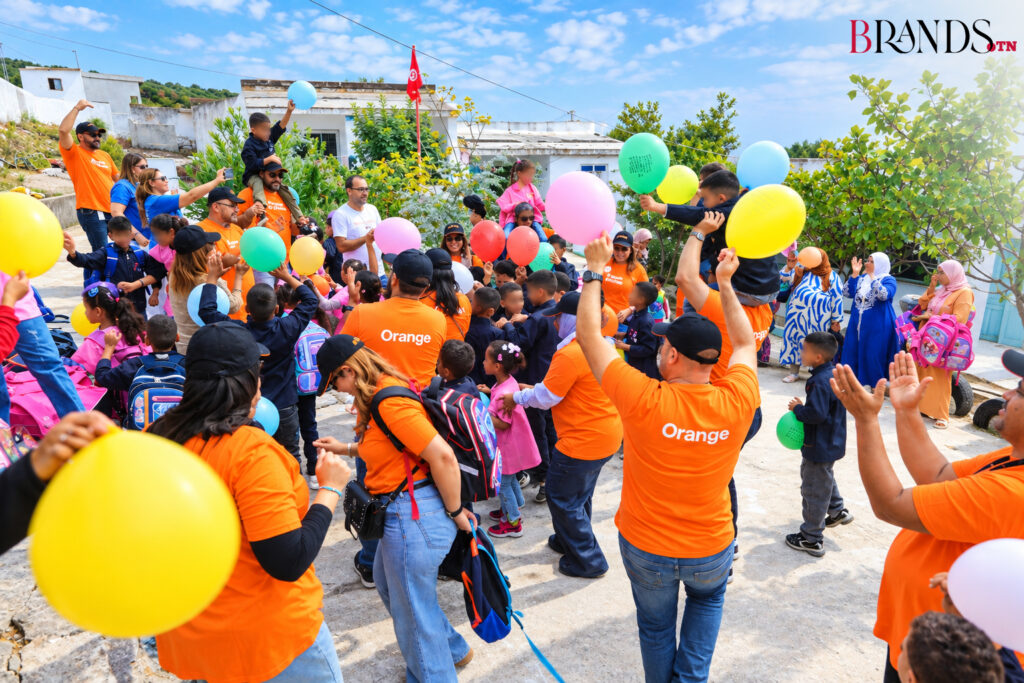 Orange Tunisie soutient les élèves d’une école rurale isolée à Aïn Draham à l’occasion de la rentrée scolaire￼ ￼