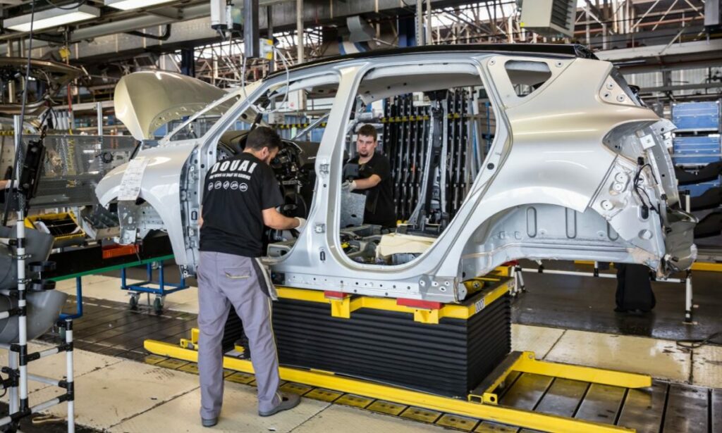 المجمع الإسباني لصناعة السيارات”SEAT” يعتزم توسيع استثماراته في تونس