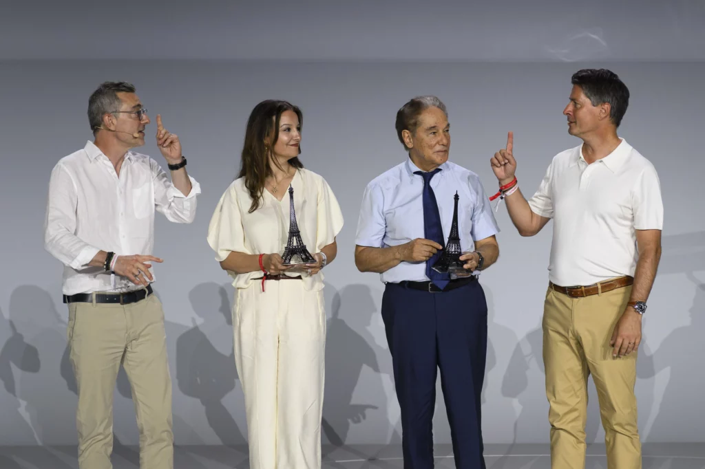 علامة Citroën تونس تتوّج عالميًا: STAFIM تحصد جائزة أفضل تطور في مبيعات Citroën td في العالم
